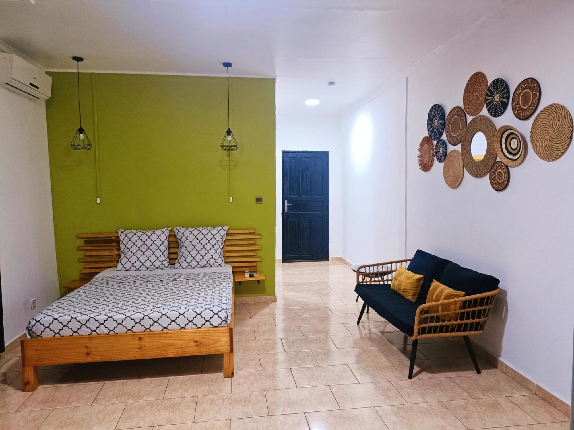 O'Jasmin Hotel Mamoudzou Екстериор снимка
